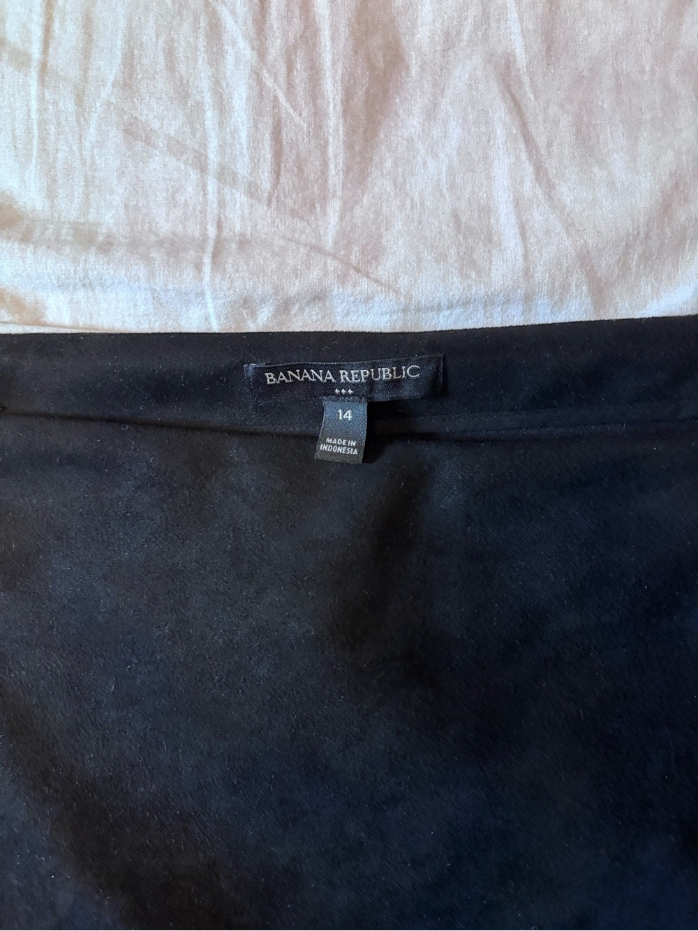 Banana Republic Black Suede Wrap-Style Mini Skirt with Buckle - Picture 2 of 2